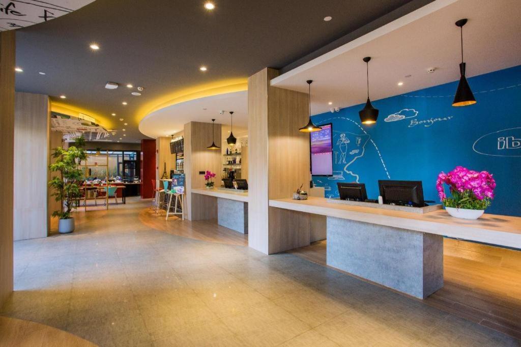 Ibis Kunming Beijing Rd Hotel Luaran gambar